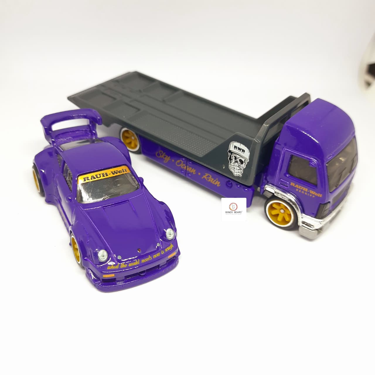 RWB Porsche 930 & Aero Lift - Team Transport - HOT WHEELS (Purple) - Loose