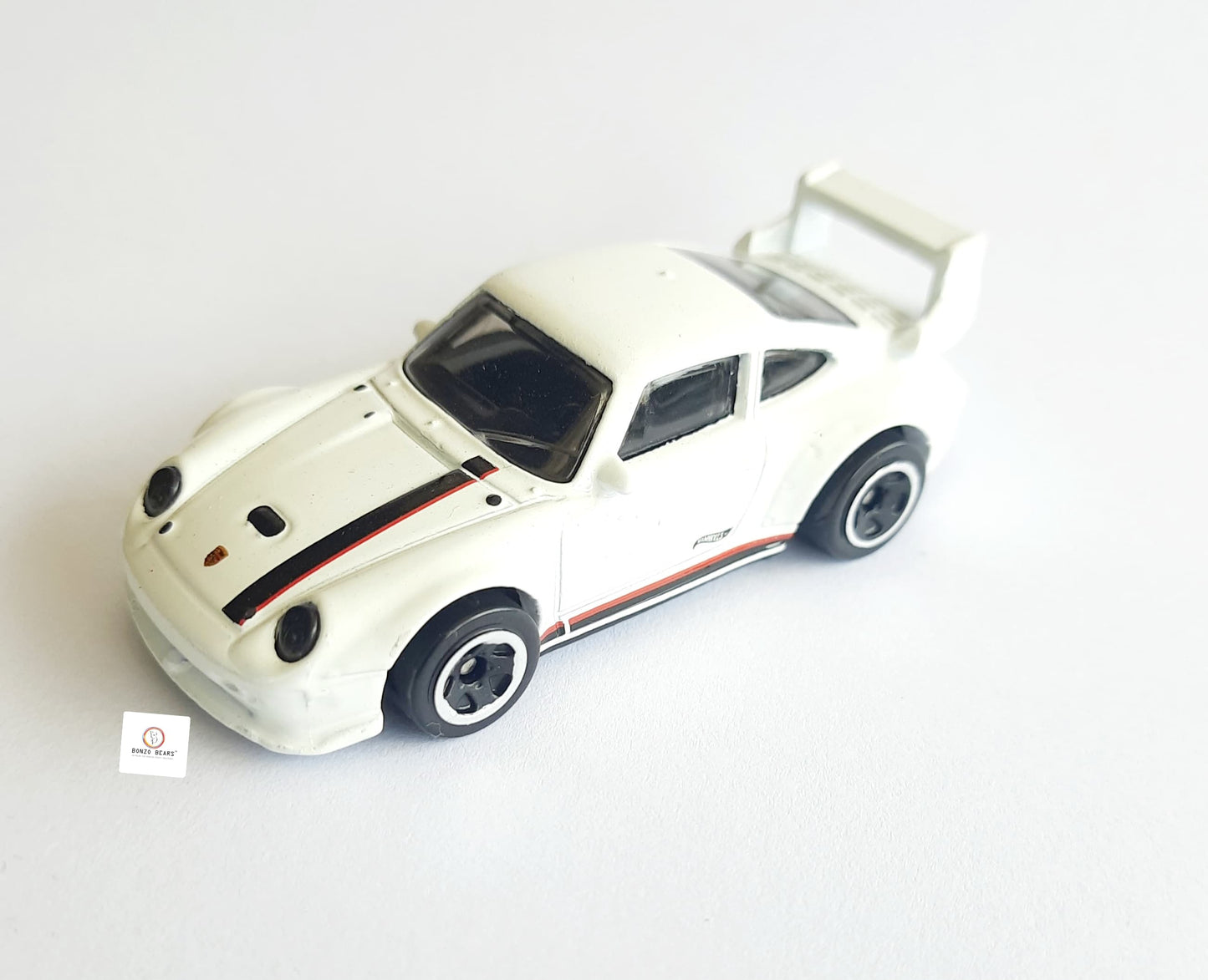 PORSCHE 993 911 GT2 1:64 ( Hot wheels ) Condition Mint