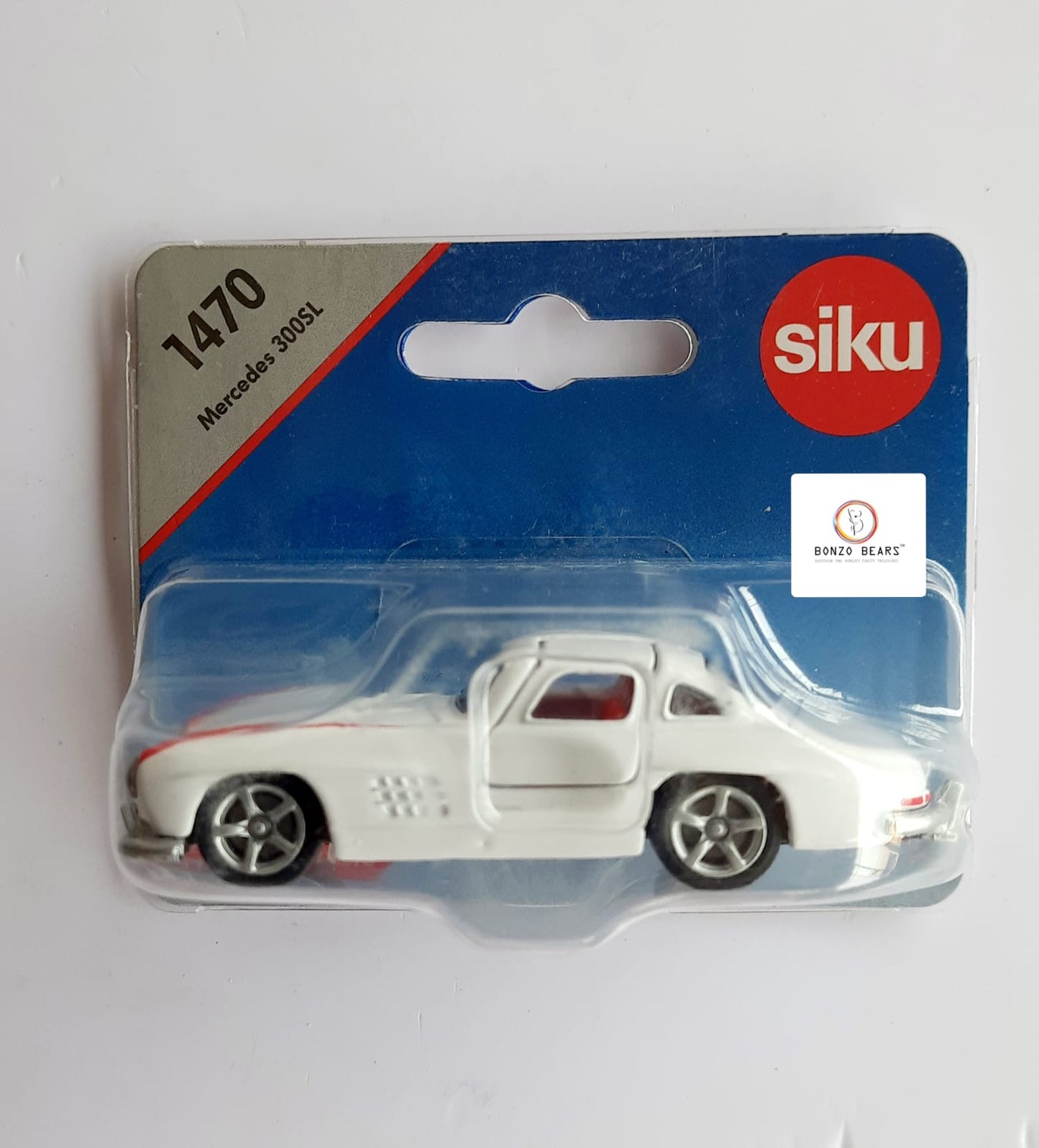 1470 Mercedes-Benz 300 SL - Siku (White)- 1/55 ( Rare )