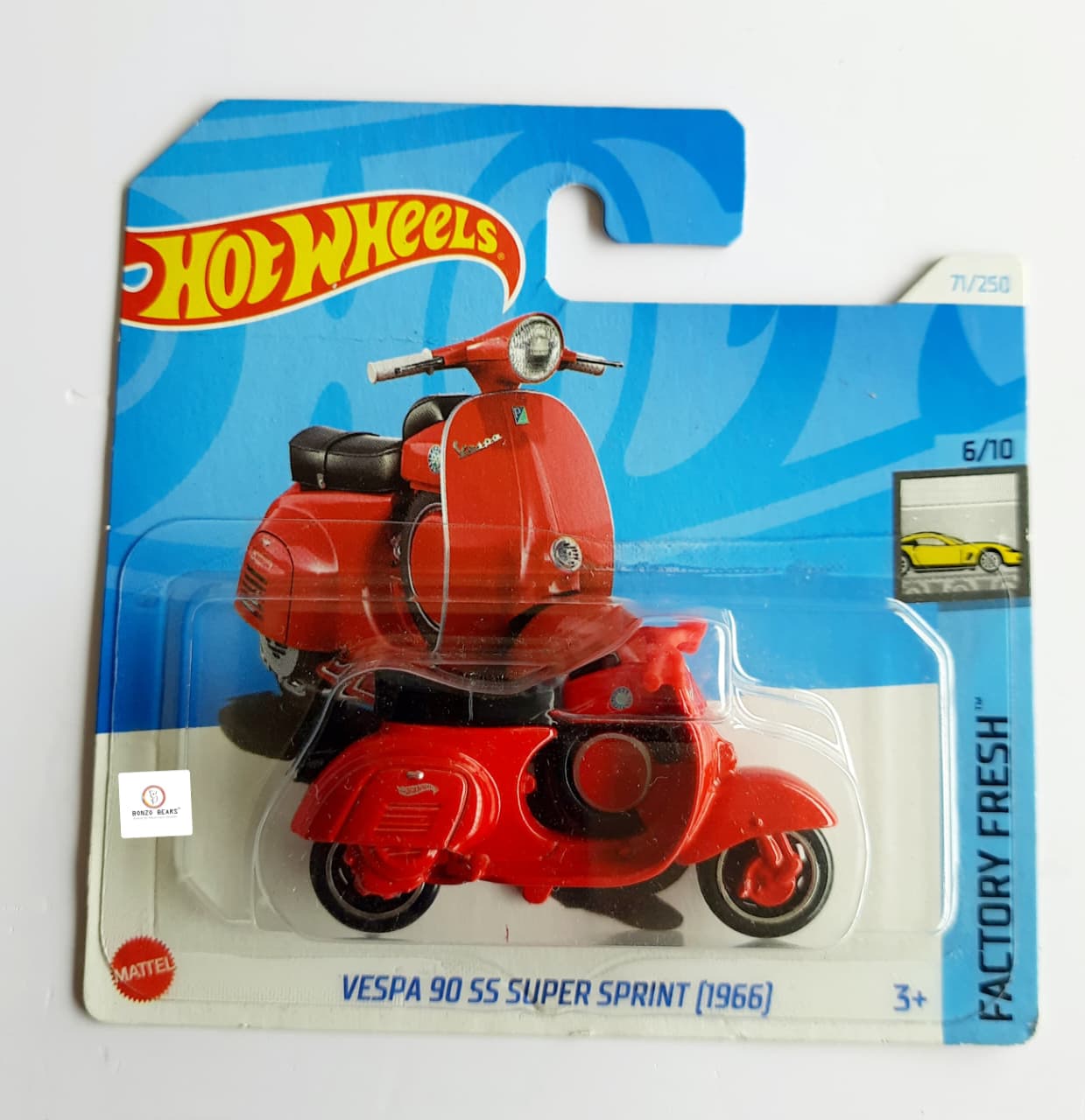 Vespa 90 SS Super Sprint (Red)- Hot Wheels- Short card
