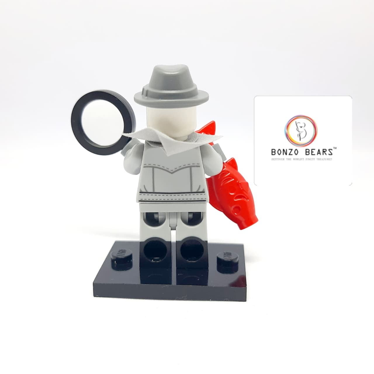 LEGO Minifigure Series 25 - Noir Detective with base and accessories | Bonzo Bears