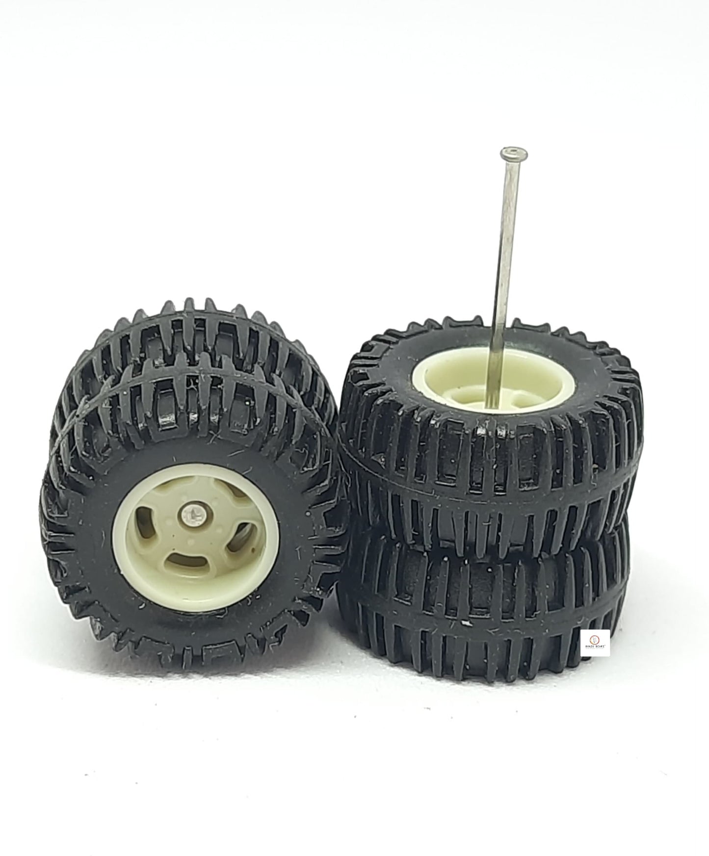 Rubber Tyres 17mm Dia set - for 4x4 -1/64 cars
