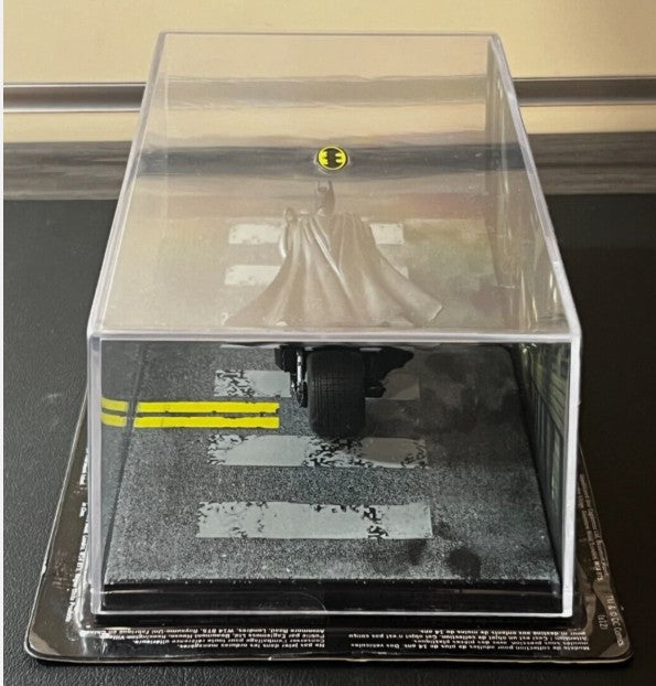The Batman Automobilia #11 – EagleMoss Dark Knight Bat-Pod (1:43) 🏍️ ✨ 2013 Release | New & Sealed