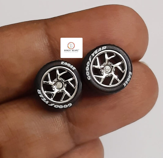 Rubber Tyre - 10mm Silver Rim Star Y Spoke with Goodyear Eagle, 28mm Axle Cv2