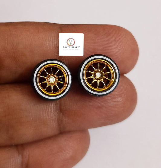 Rubber Tyre - 10mm Gold Rim Multi Spoke/White Line, 28mm Axle Cv3