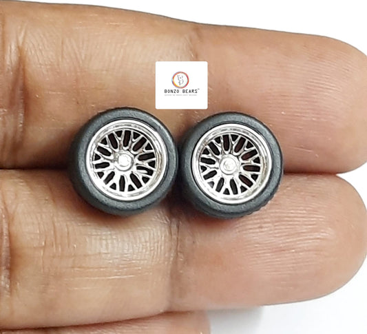 Rubber Tyre - 10mm Silver Rim Y Multispoke - 28mm Axle, Cv6