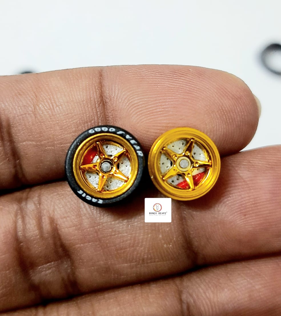 Alloy Wheels with Brake Disc - Gold Rim/Gold Chrome Star 5 Spoke 11.2mm/28mm for 1/64 Car with extra set of Axles (28mm)