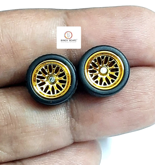 Rubber Tyre - 10mm Gold Y Multi Spoke - 28mm Axle, Cv6