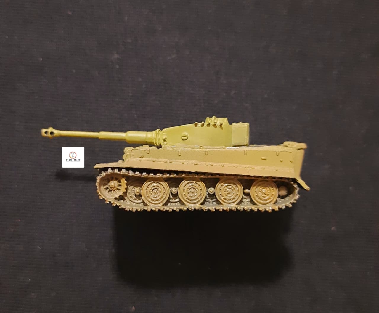 German Tiger I Tank - 1/144 Takara World Tank Museum