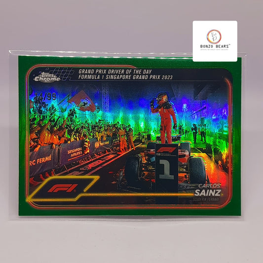 Carlos Sainz(Limited edtion/ Numbered) - 2024 Topps Chrome Formula 1 F1 Green 14/99 #173 Refractor Singapore Grand Prix 2023 | Bonzo Bears