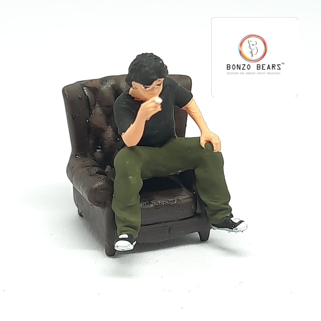 RWB Akira Nakai and Chair Diorama figure- 1/64 Scale | Bonzo Bears