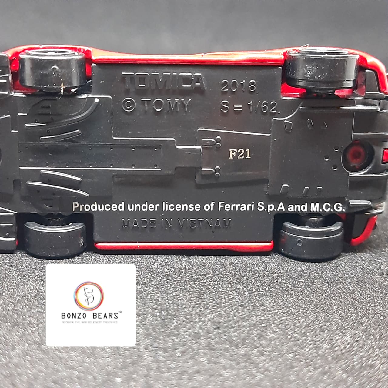 LaFerrari - Tomica | Bonzo Bears