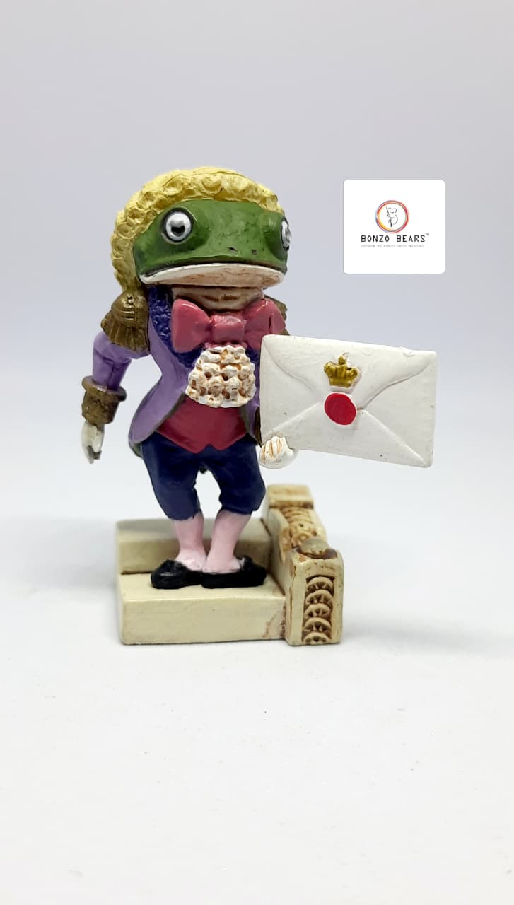 Exclusive - Detailed - Alice's Adventures in Wonderland (2.5") Frog Messenger w/ Letter Gashapon | Bonzo Bears