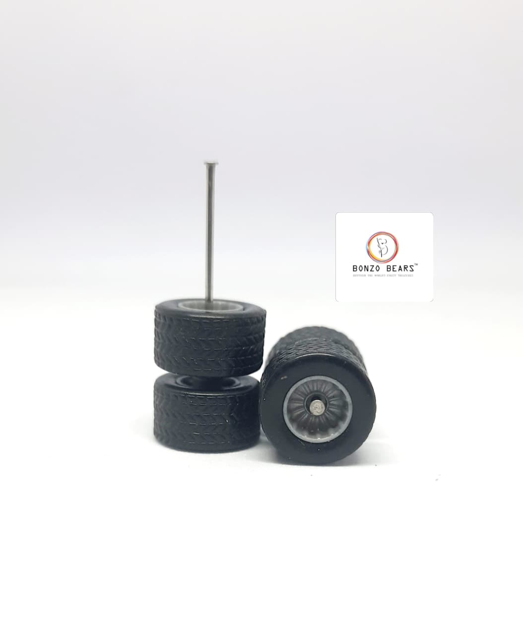 Rubber Tire - 10mm , Grey Rim 28mm Axle