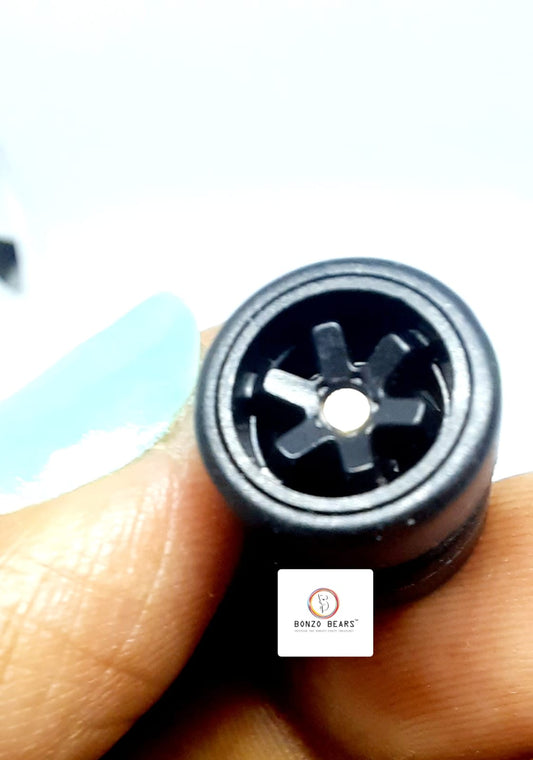 10mm Dia 6 Spoked - Black Rim Rubber Tyre - for 1/64 car