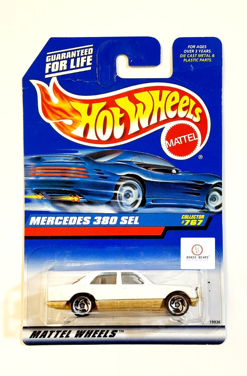 Mercedes 380 SEL (1998 Released) Dual tone (Gold & White) - Hot Wheels | Bonzo Bears CB4