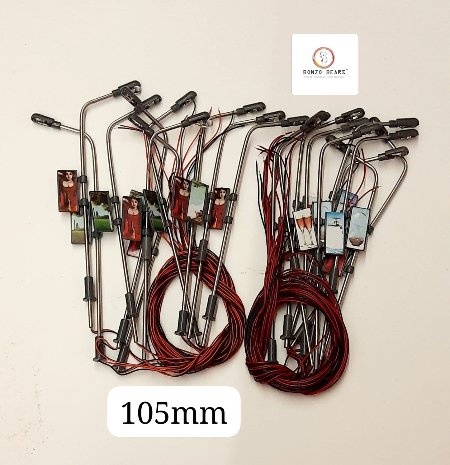 1:100 Scale Street Lamps (105mm/10.5cm) Suitable for 1:64 Diorama (Set of 2 - Random design)