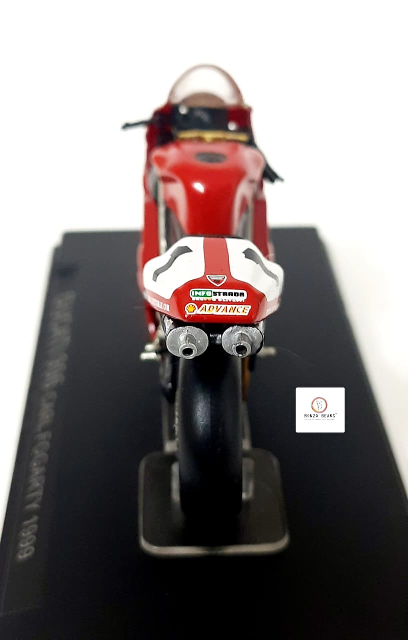 No1 1999 World Superbike Season - 1:24 Ducati 996 #1 raced by Carl Fogarty