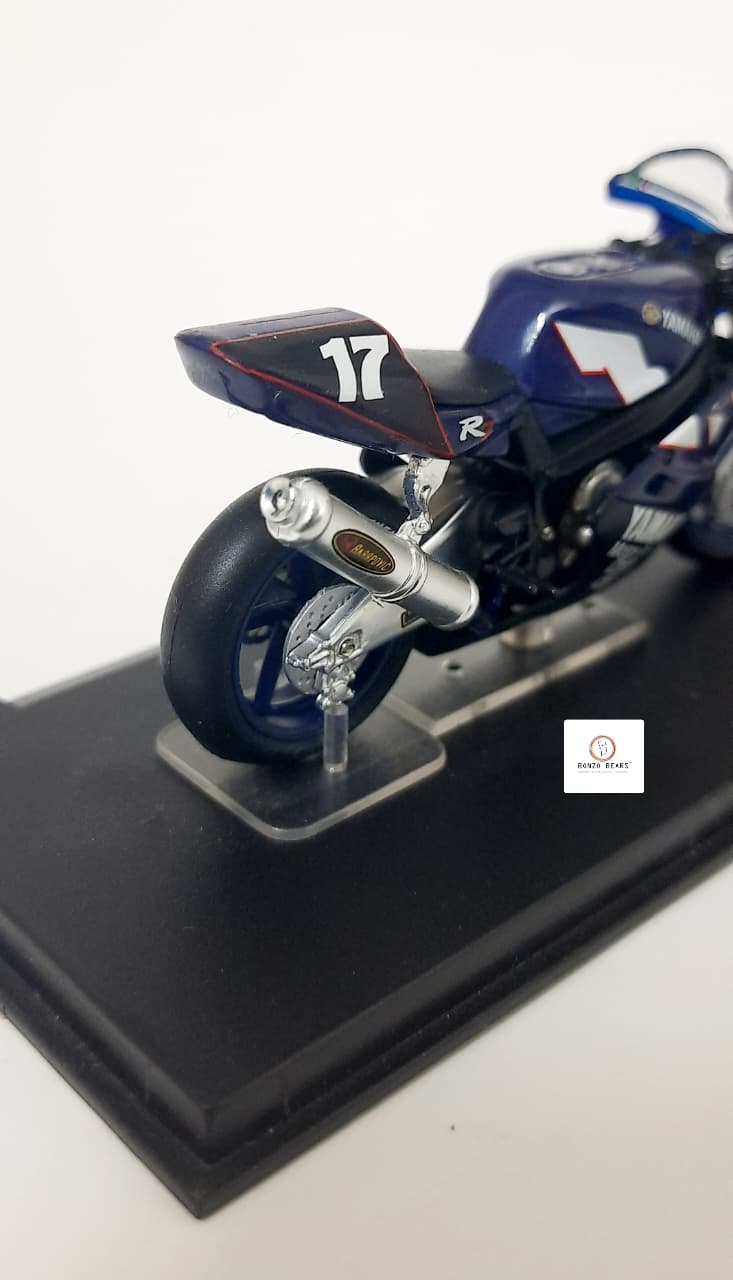 1:24 Yamaha R7 #17 J-M. DELETANG-F.FORET-M.WILLIS - 2000