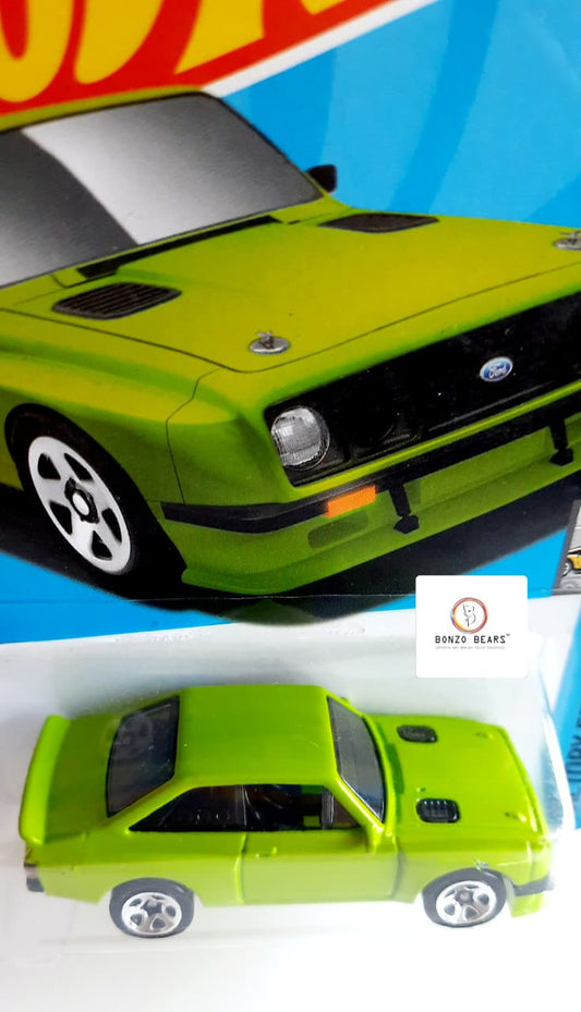 Ford Escort RS2000(Green)- Hot Wheels | Bonzo Bears