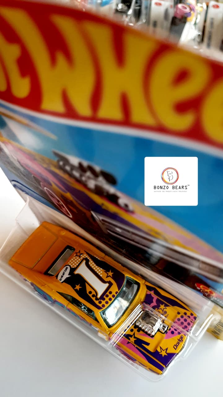 Alphabet (I)70 Dodge Charger R/T - Hot Wheels | Bonzo Bears