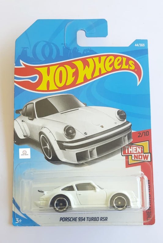 Porsche 934 Turbo RSR (White) – Hot Wheels | Bonzo Bears
