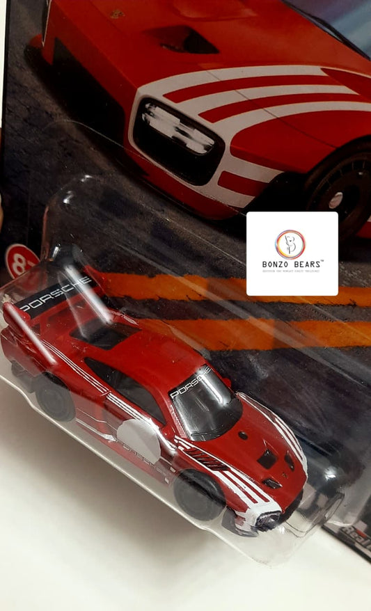Premium Boulevard Porsche 935 - Hot Wheels | Bonzo Bears