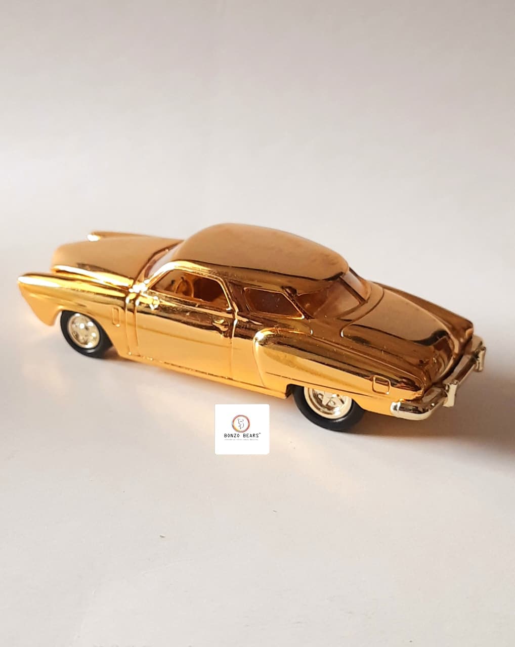 '51 Studebaker (24K Gold) - Racing Champions - Hot Rod Magazine 50th Anniversary Collector Series (1997 Released) (As per picture)