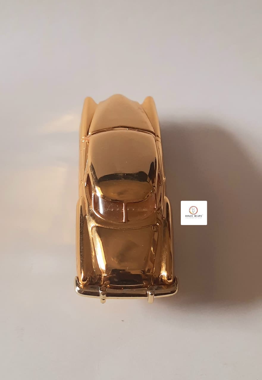 '51 Studebaker (24K Gold) - Racing Champions - Hot Rod Magazine 50th Anniversary Collector Series (1997 Released) (As per picture)