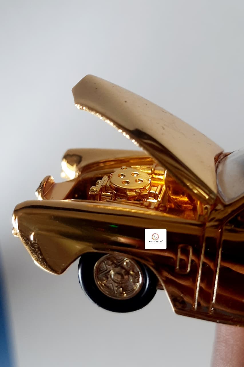 '51 Studebaker (24K Gold) - Racing Champions - Hot Rod Magazine 50th Anniversary Collector Series (1997 Released) (As per picture)