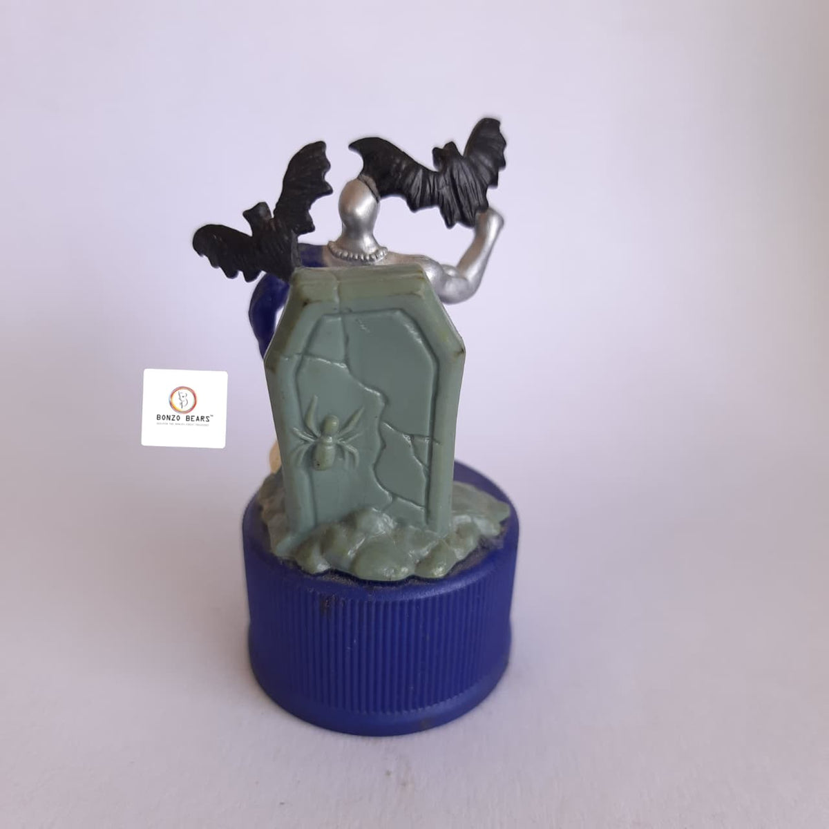 Pepsiman Gravestone/Halloween bats - Pepsi Bottle Cap collection | Bonzo Bears