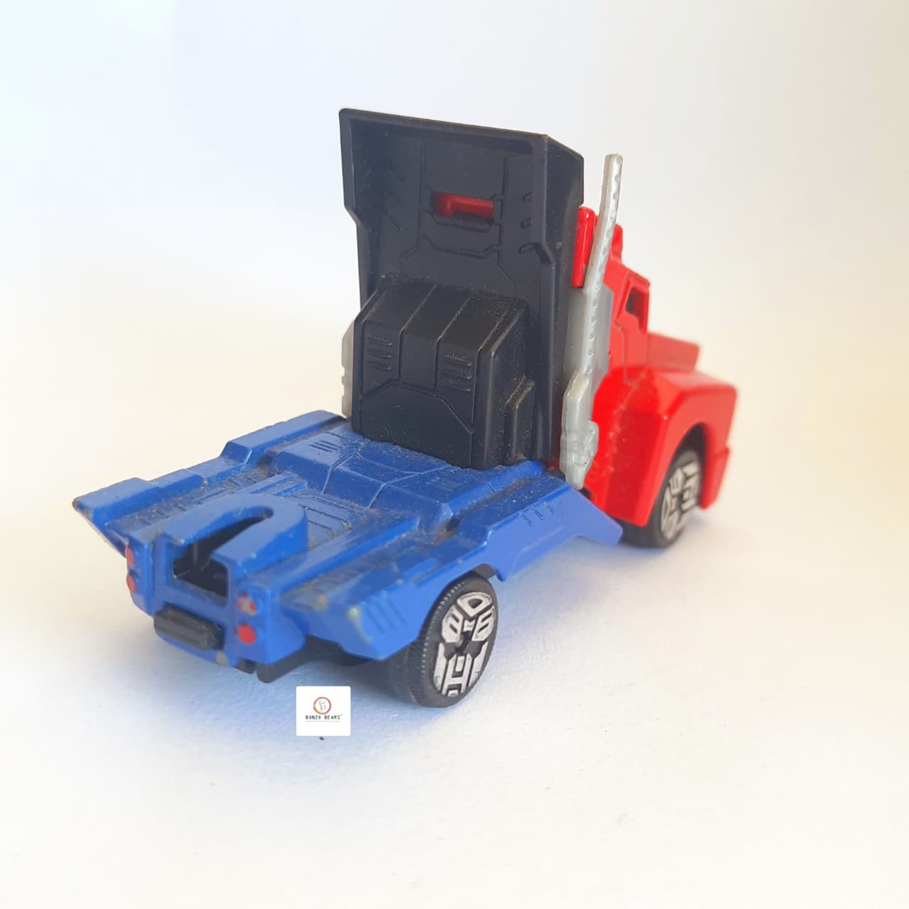 Optimus Prime (Pre Owned) - Hasbro