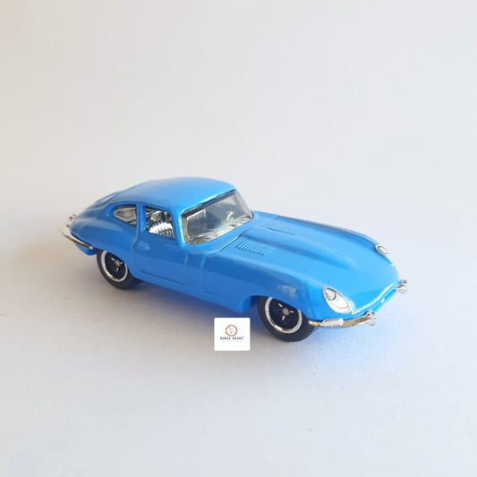 1961 Jaguar E-Type Coupe -Matchbox - 1/64 Loose