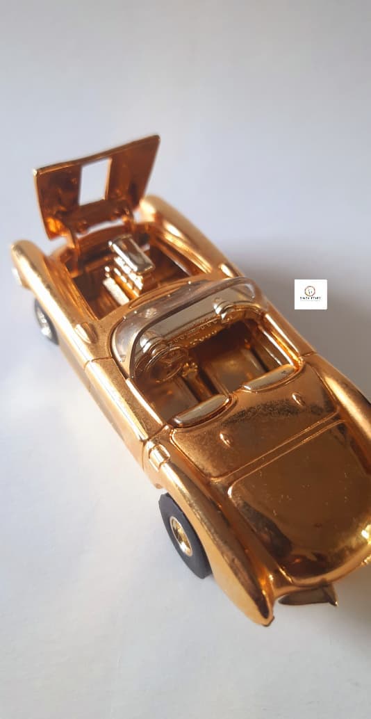 '67 Chevy Corvette (24K Gold) - Racing Champions - Hot Rod Magazine 50th Anniversary Collector Series (1997 Released) (As per picture-Missing Bumper Trim)