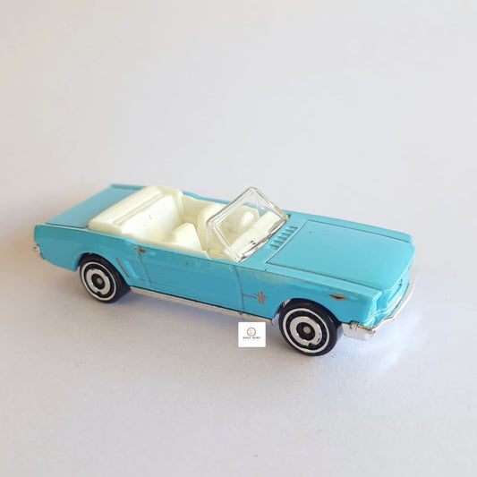 007 Thunderball ' 65 Ford Mustang Convertble - Hot wheels 1/64 Scale (Loose)
