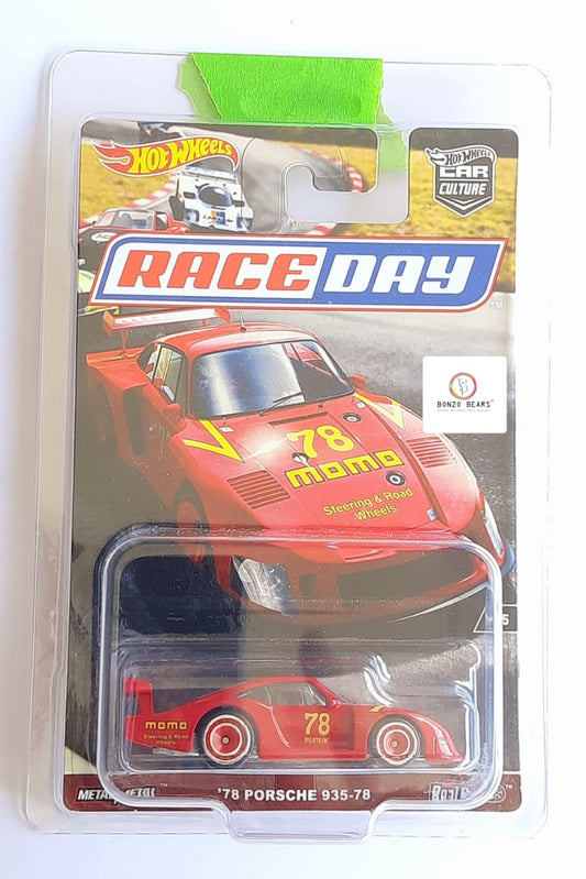 '78 Porsche 935-78 - Hot Wheels Car Culture Race Day (MOMO)| Bonzo Bears( Rare)