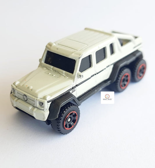 Mercedes-Benz G63 AMG 6x6 -Matchbox 2017 - 1/64 - Loose