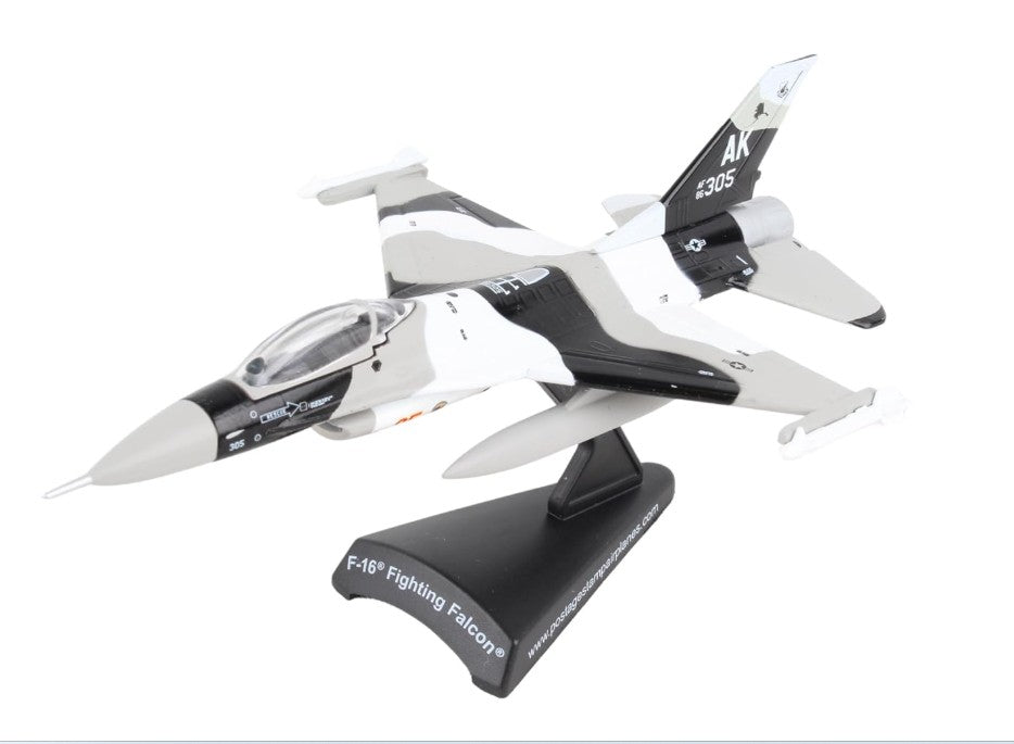 Hogan Wings M-Series (1:200 scale) Lockheed Martin F-16B/D Fighter Jet