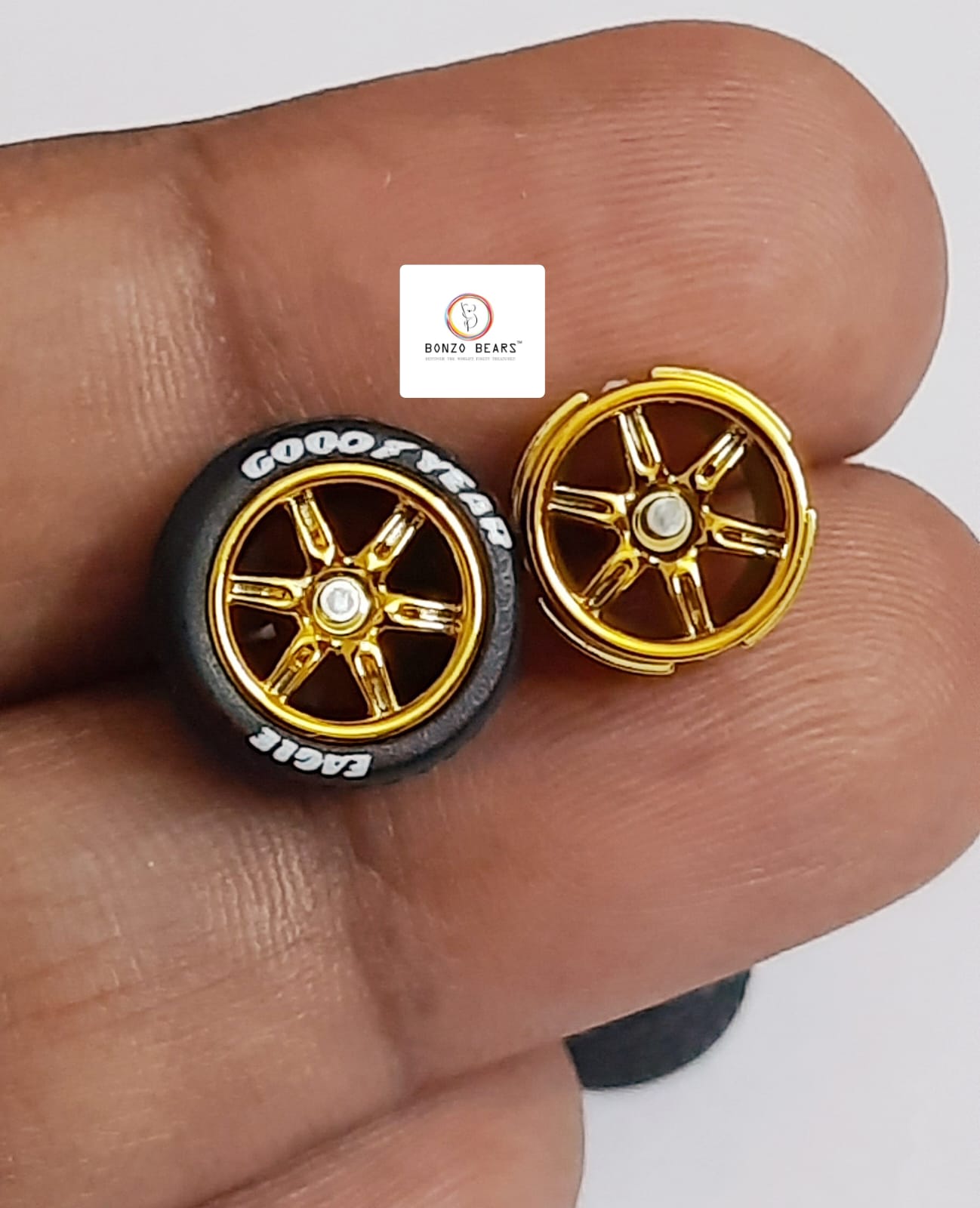 Rubber Tyre - 10mm Gold Rim 6 Spoke with Goodyear Eagle, 28mm Axle Cv2