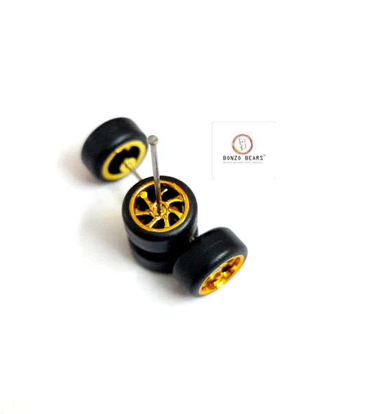 Rubber Tyre - 10 mm Gold Rim 7 Spoke - 28mm Axle, Cv3