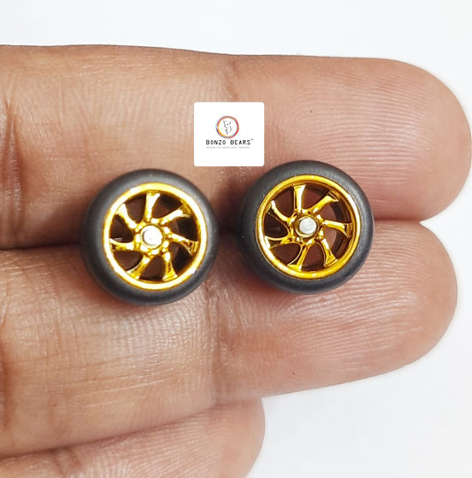 Rubber Tyre - 10 mm Gold Rim 7 Spoke - 28mm Axle, Cv3