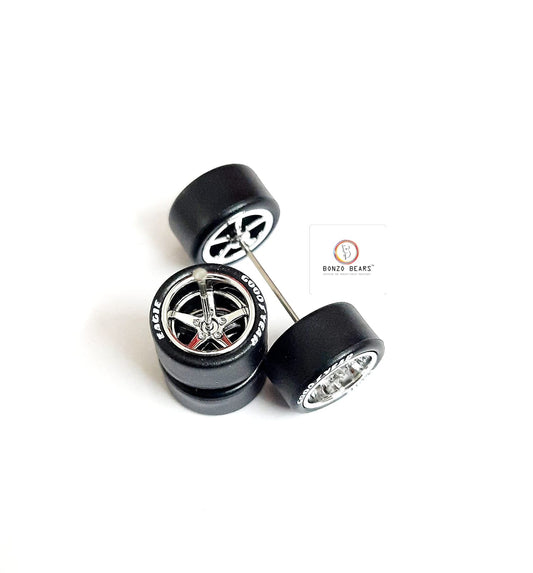 Rubber Tyre - 13mm Silver Chrome Star with Goodyear Eagle - 25mm Axle, Cv4