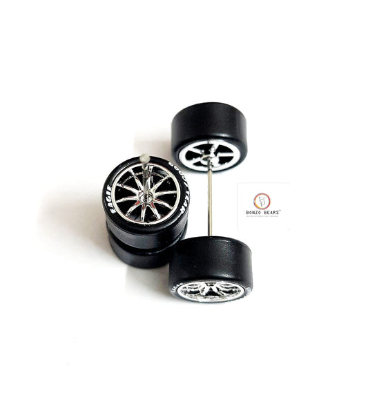 Rubber Tyre - 13mm Silver Rim Multi Spoke with Goodyear Eagle - 28mm Axle, Cv4