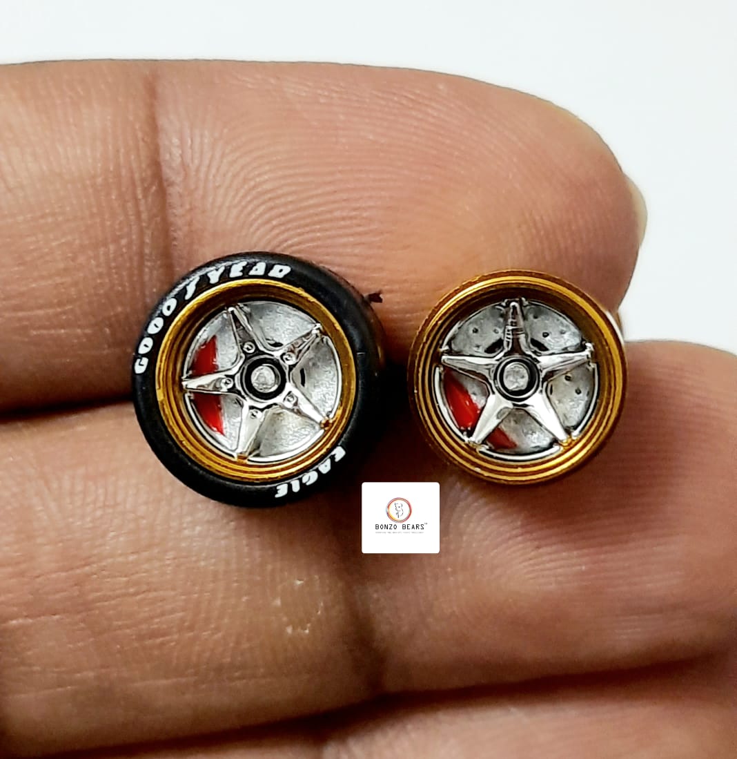 Alloy Wheels with Brake Disc  Gold Rim/Chrome Star 5 Spoke 11.2mm/28mm for 1/64 Car with extra set of Axles (28mm)