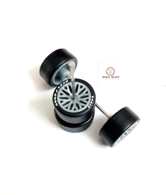 Rubber Tyre - 10mm Grey Y Spoke Goodyear Eagle - 28mm Axle, Cv5