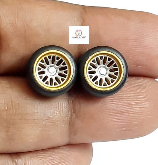 Rubber Tyre - 10mm Gold Line/Silver Y Multi Spoke - 28mm Axle, Cv6