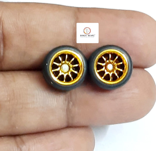 Rubber Tyre - 10mm Gold Rim Multispoke - 28mm Axle, Cv6