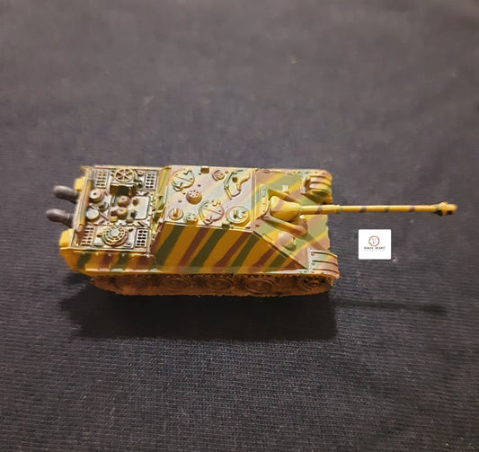 German Tank Destroyer Jadgpanther 1944, Dragon Armor - 1/144 Takara World Tank Museum