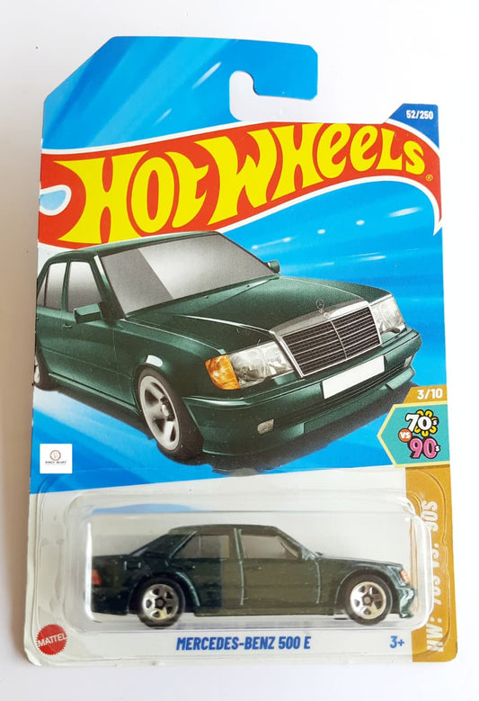 Mercedes-Benz 500 E (Green) – Hot Wheels | Bonzo Bears