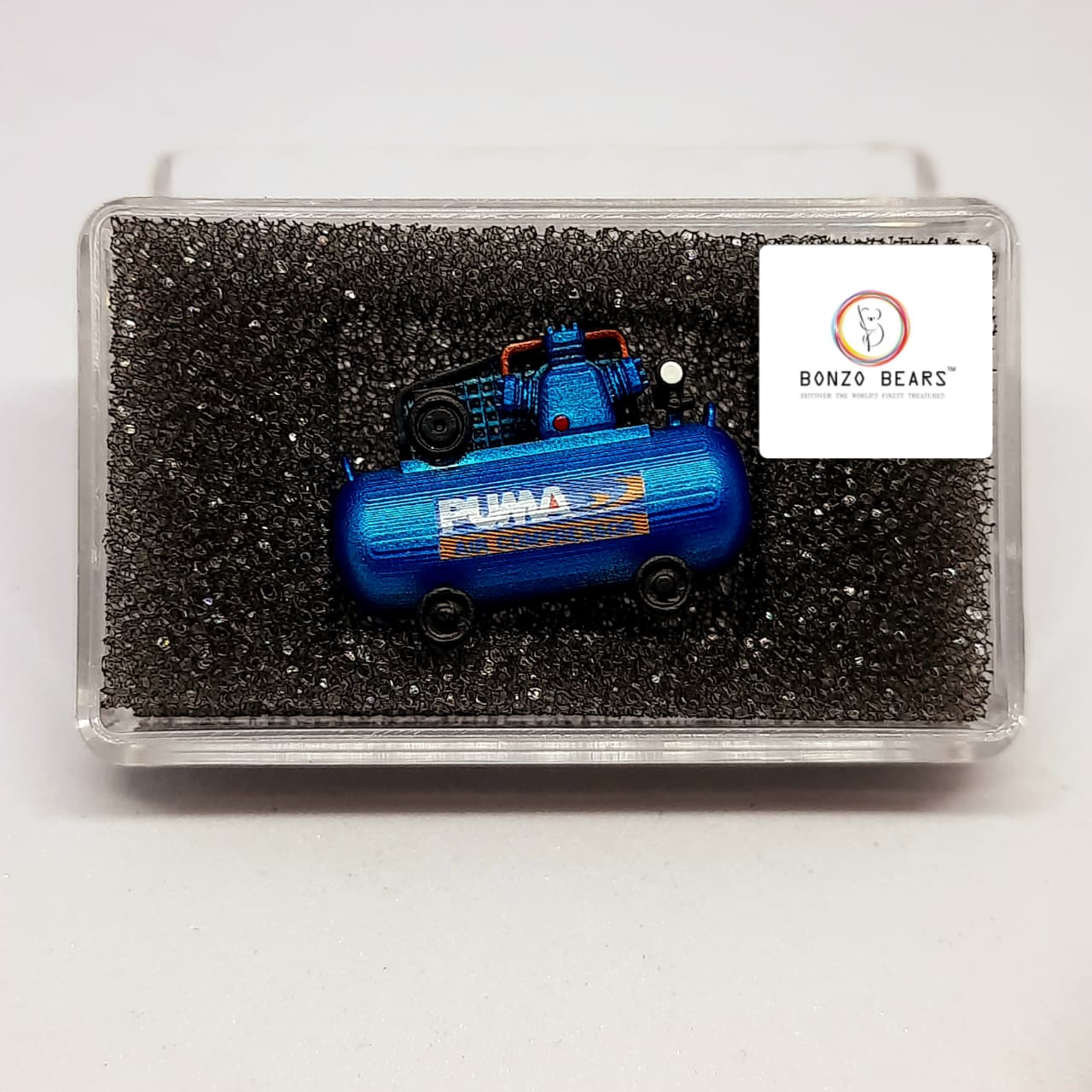 Resin made Highly Detailed Puma Air Compressor 1/64  for diorama/Miniature/car wash | Bonzo Bears